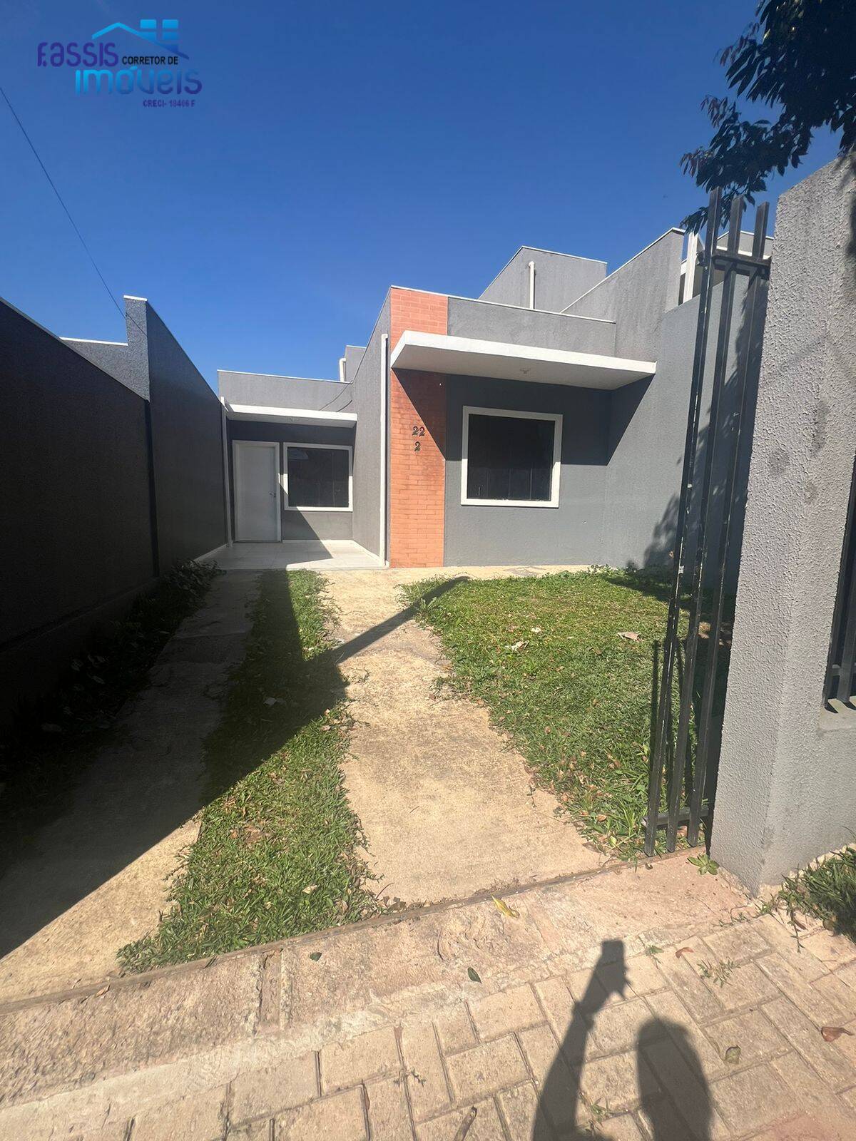 Casa à venda com 3 quartos, 53m² - Foto 2