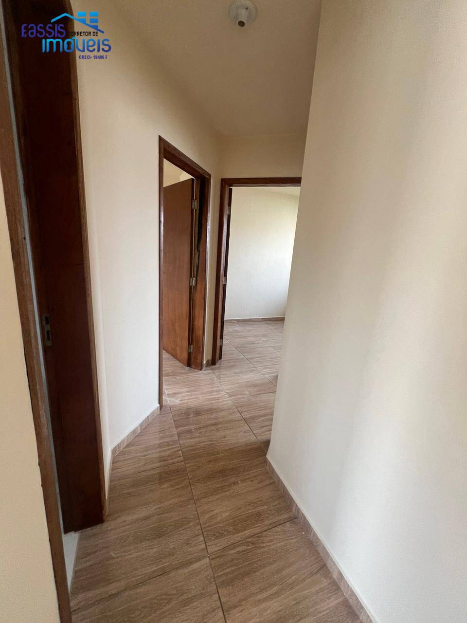 Casa à venda com 3 quartos, 50m² - Foto 41