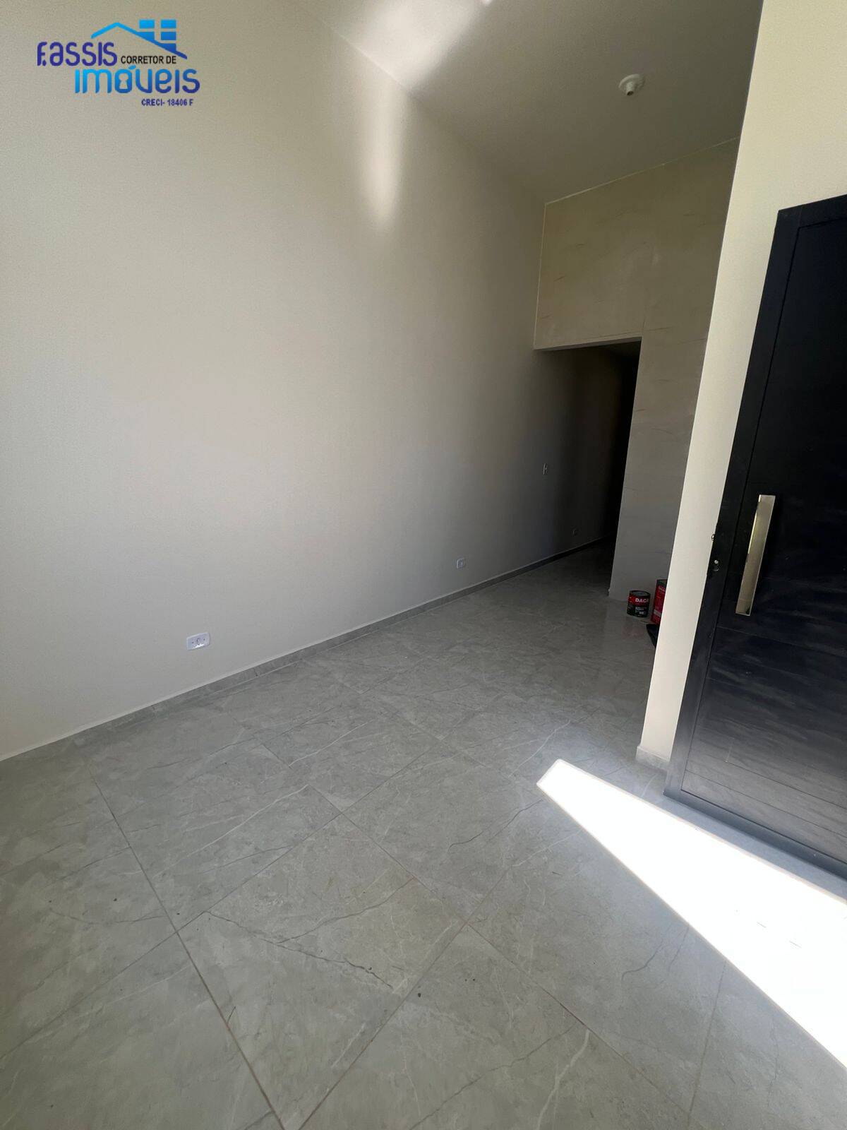 Casa à venda com 3 quartos, 60m² - Foto 7