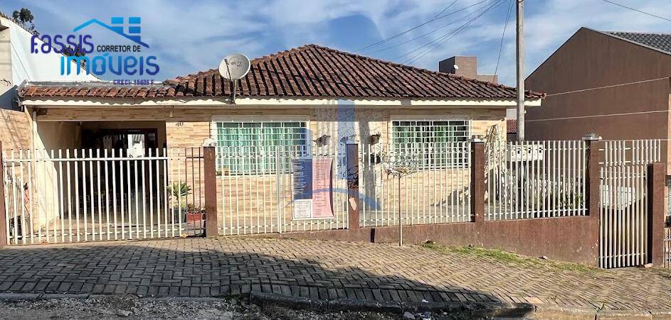 Casa à venda com 3 quartos, 135m² - Foto 1