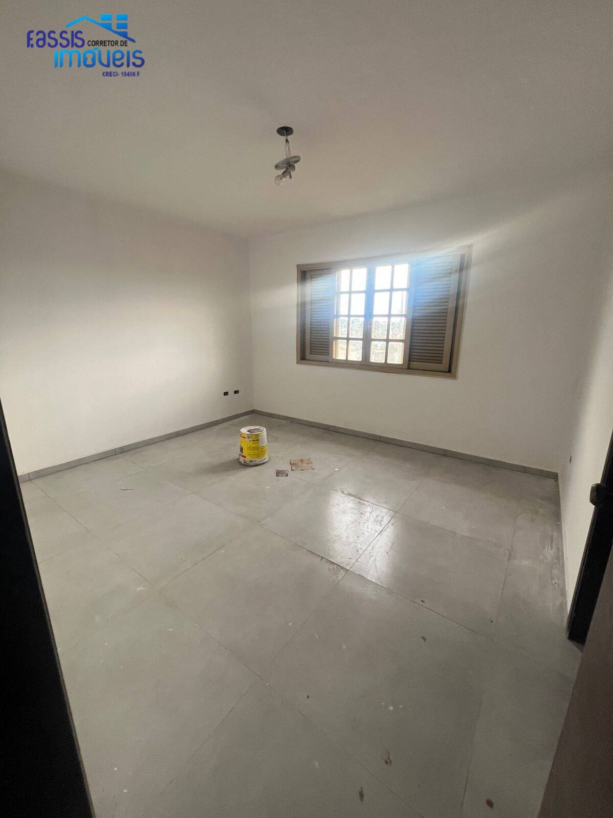 Casa à venda com 3 quartos, 130m² - Foto 5