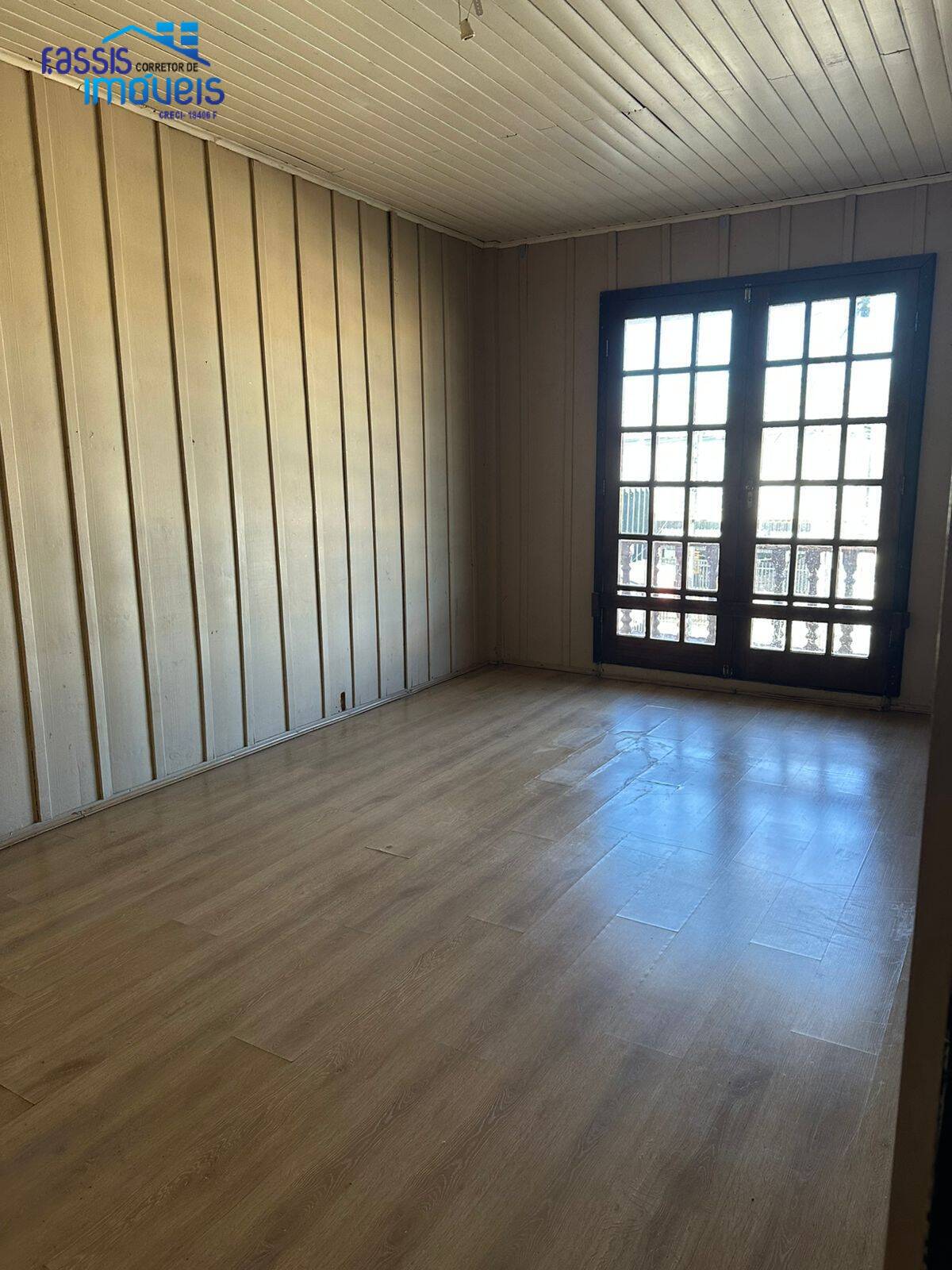 Casa para alugar com 4 quartos, 350m² - Foto 13