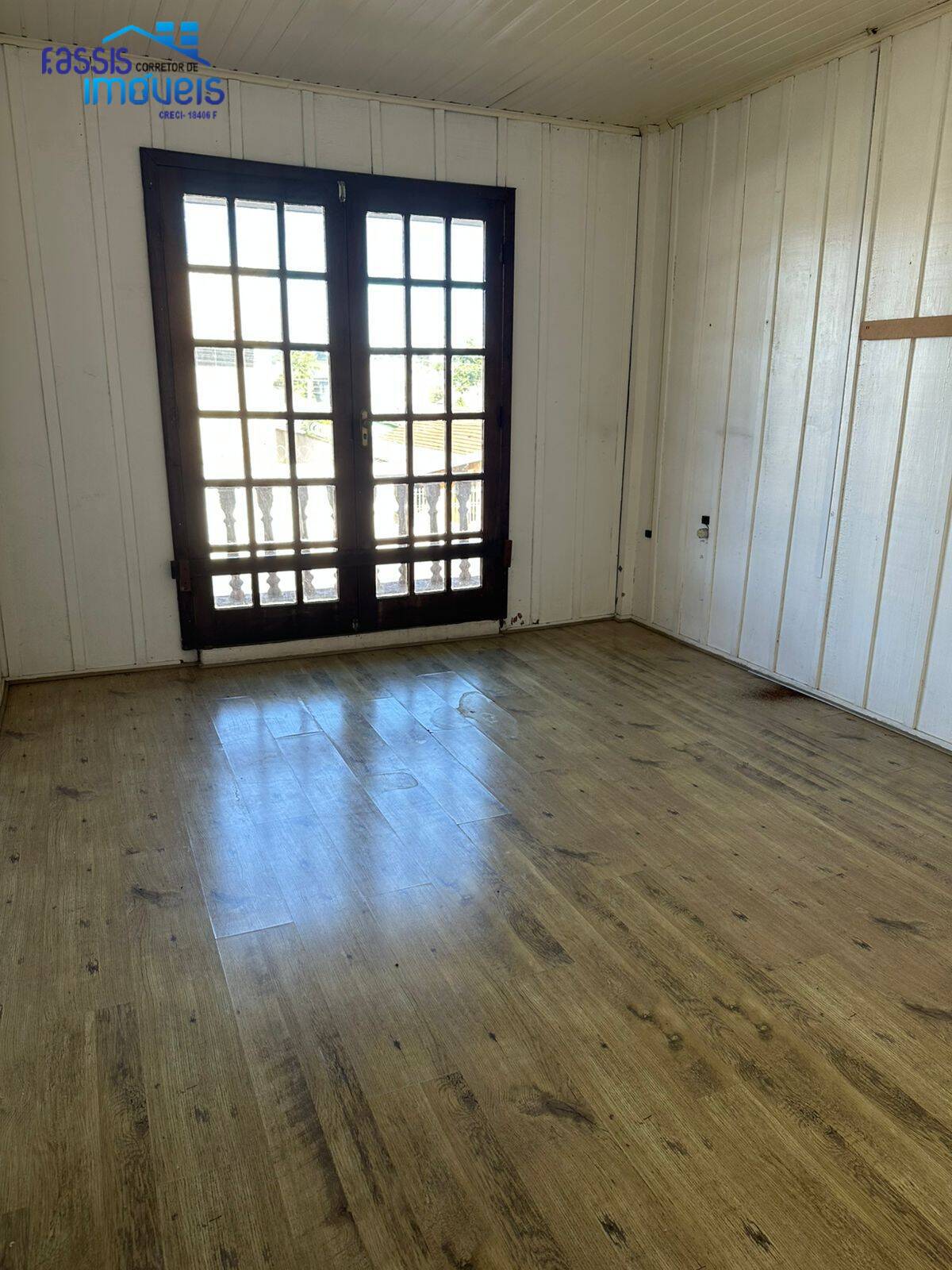 Casa para alugar com 4 quartos, 350m² - Foto 12